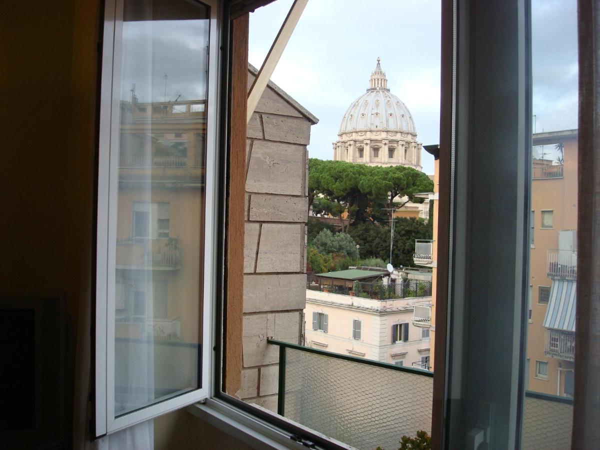 Vatican Balcony Appartement *